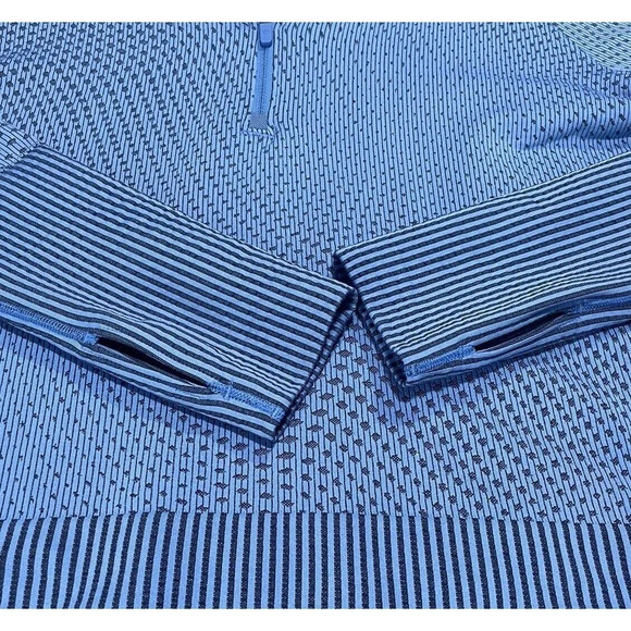 Lululemon Rest Less Cropped Half Zip Women's Sz 6 Grid Warp Blue Nile Night Sea - Picture 16 of 16